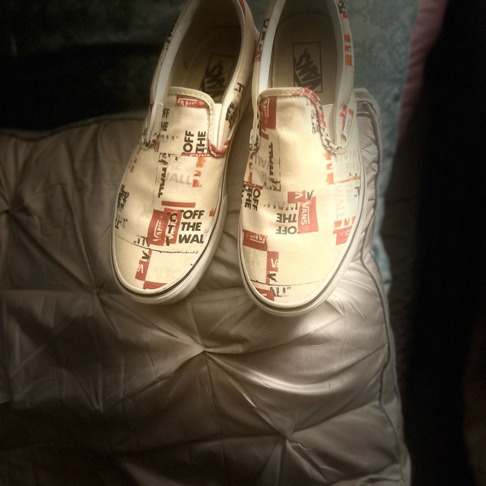 Slip on Vans worn once! Adorable size 8 1/2